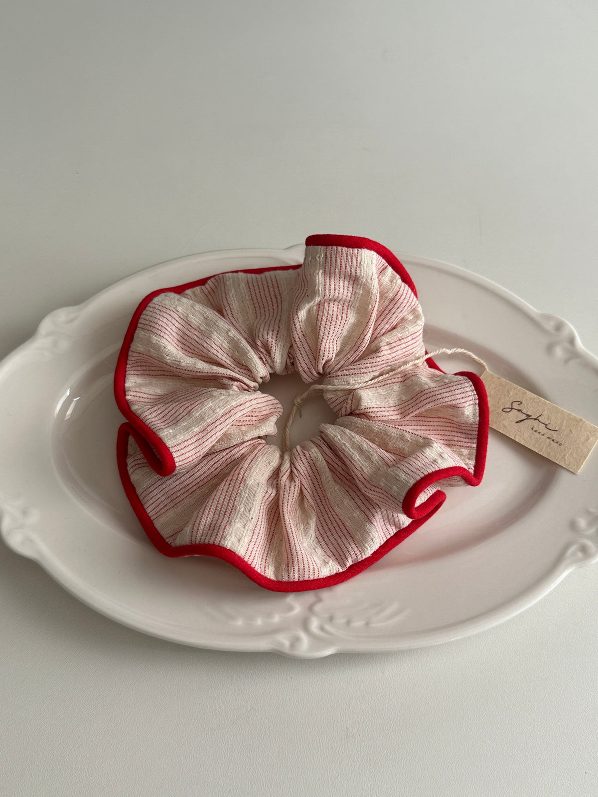 Red Trim Striped Scrunchie - SH5110BU