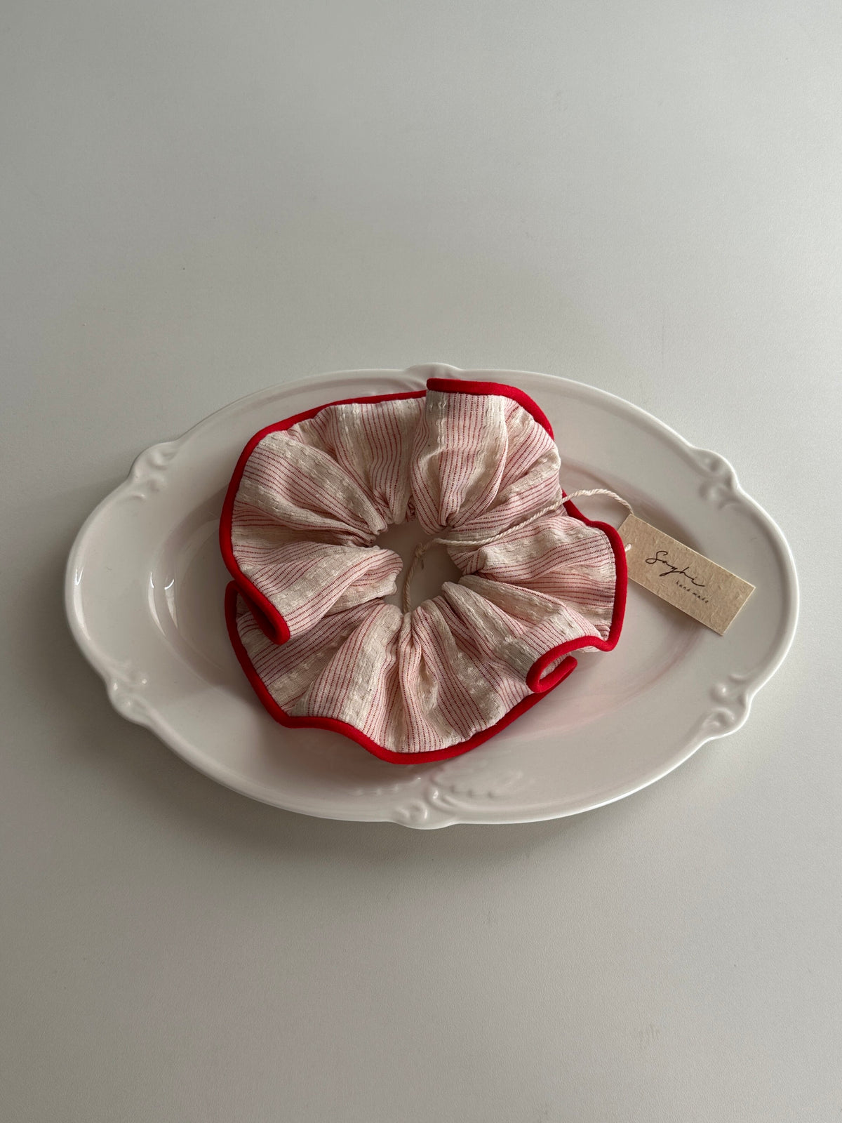 Red Trim Striped Scrunchie - SH5110BU