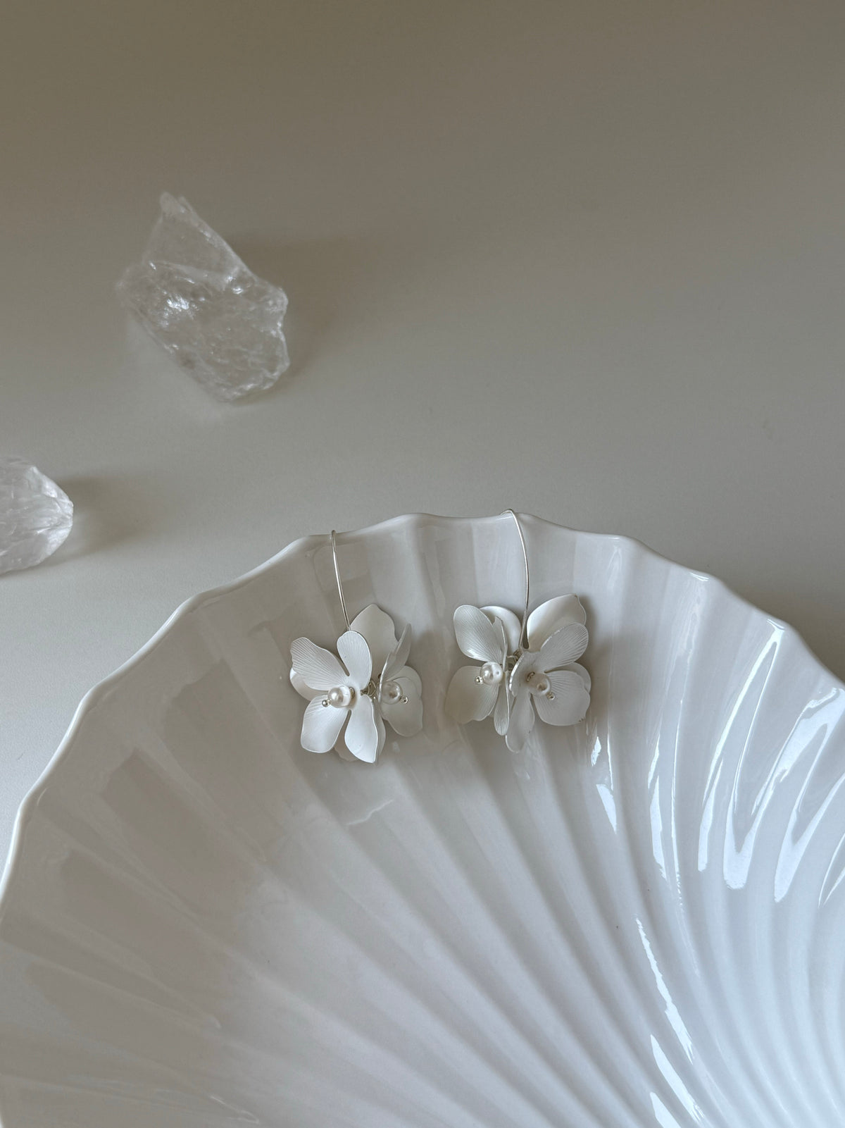 Silver Hydrangea Earrings - SH5117AG
