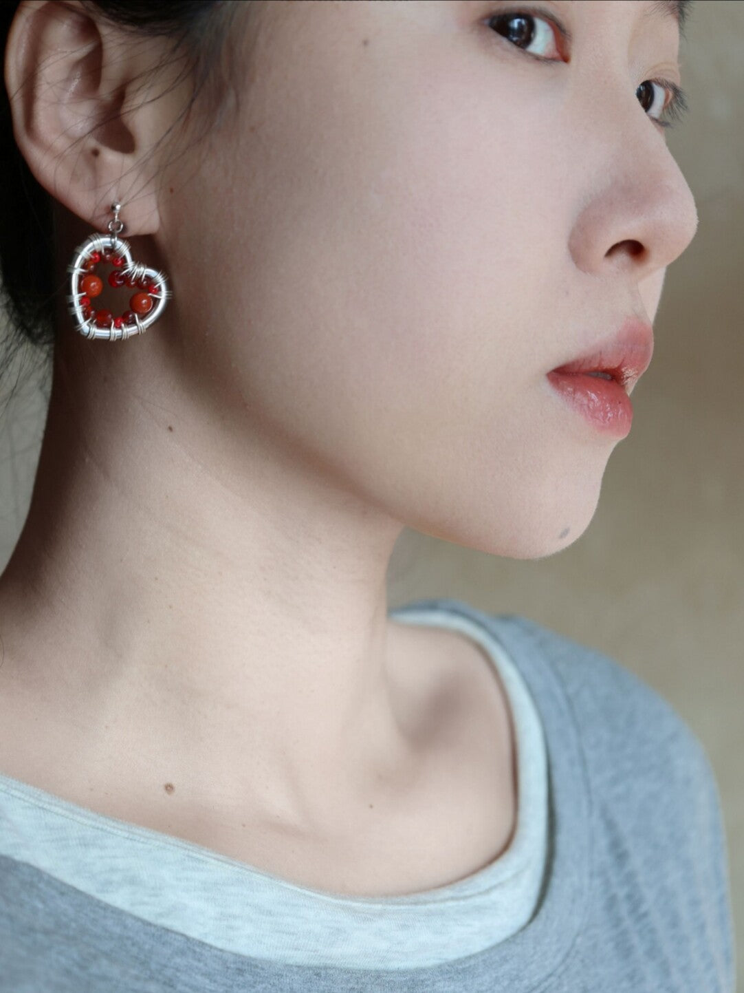 Red Agate Heart Winding Earrings