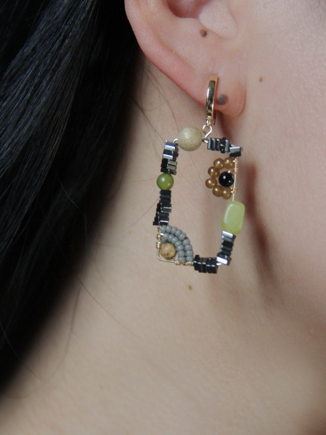 Sweet Garden Natural Stone Beaded Square Earrings