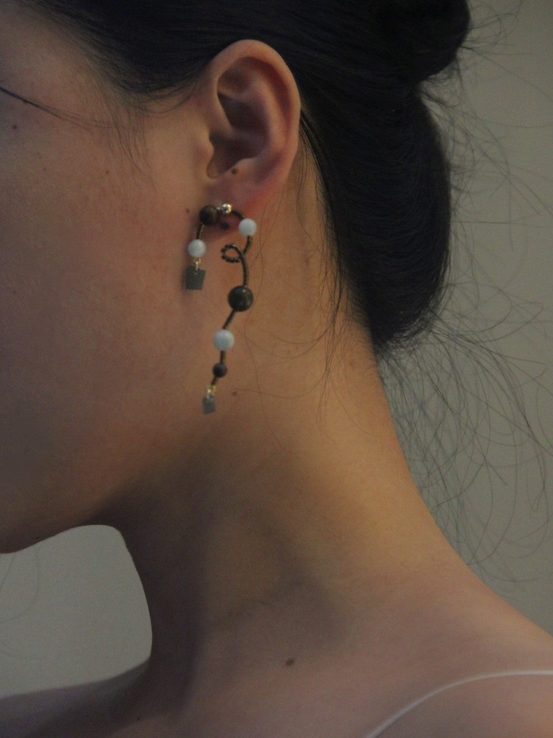 Natural Jade Sandalwood Vine Beaded Earrings