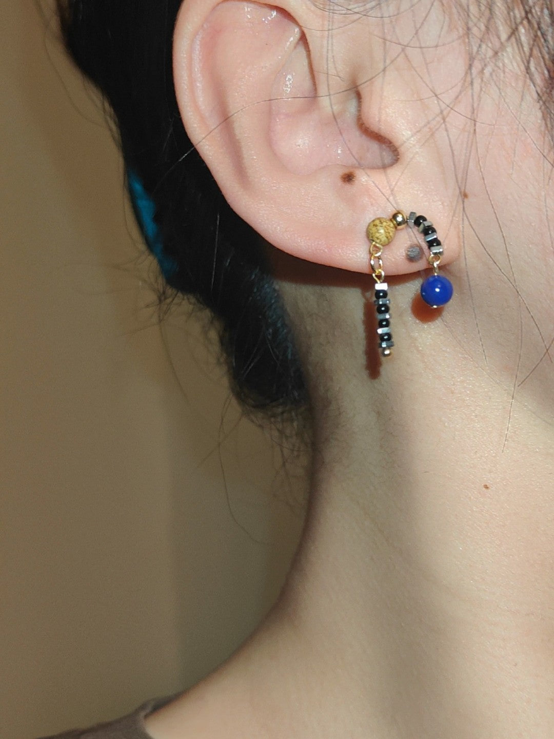 Lapis Lazuli Glass Asymmetrical Beaded Short Earrings