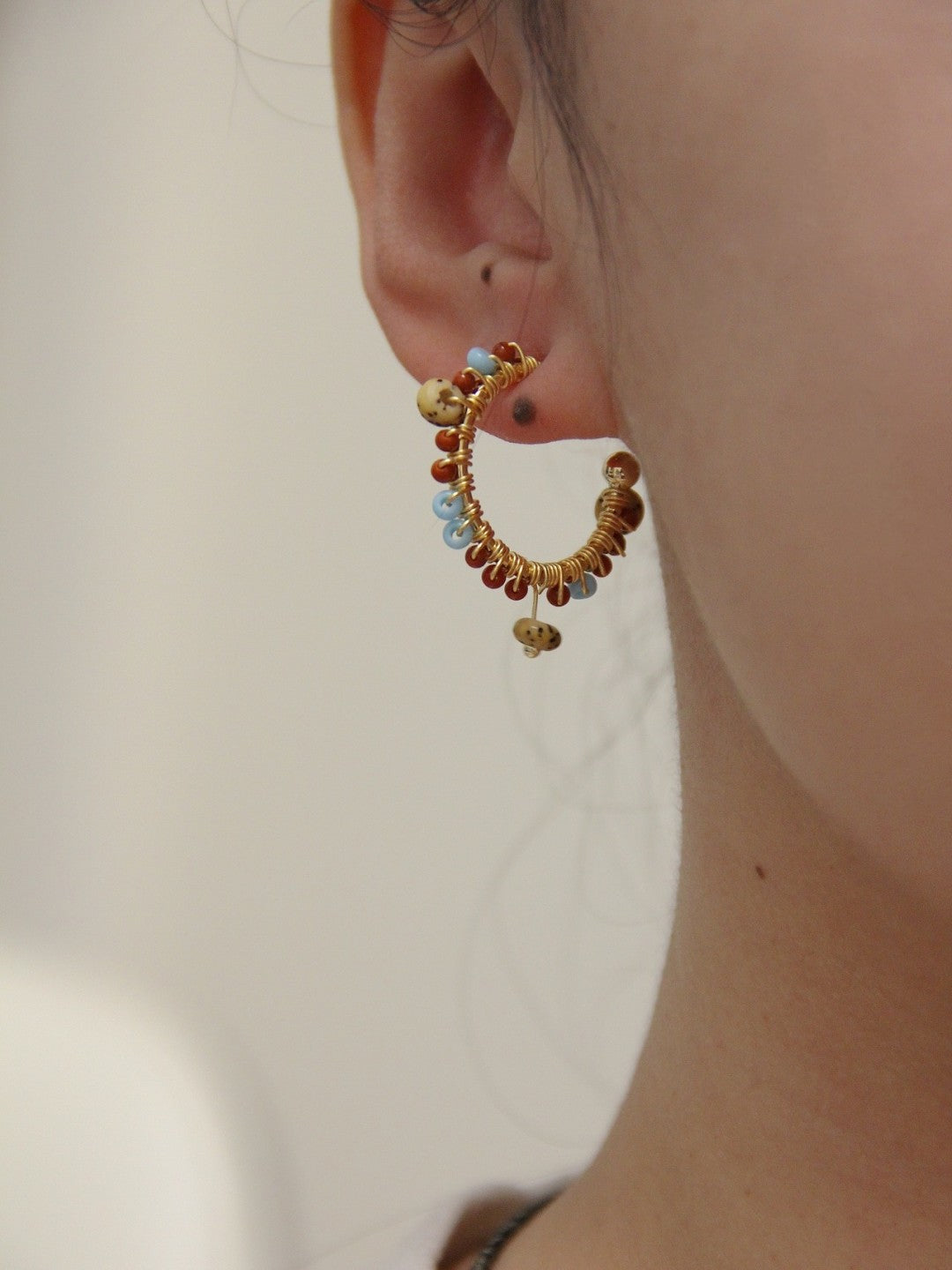 Red Agate Bodhi Seeds Beaded Hoop Earrings