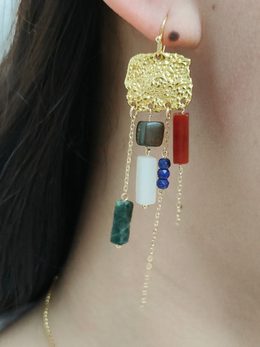 Natural Stone Sandalwood Pleated Metal Earrings