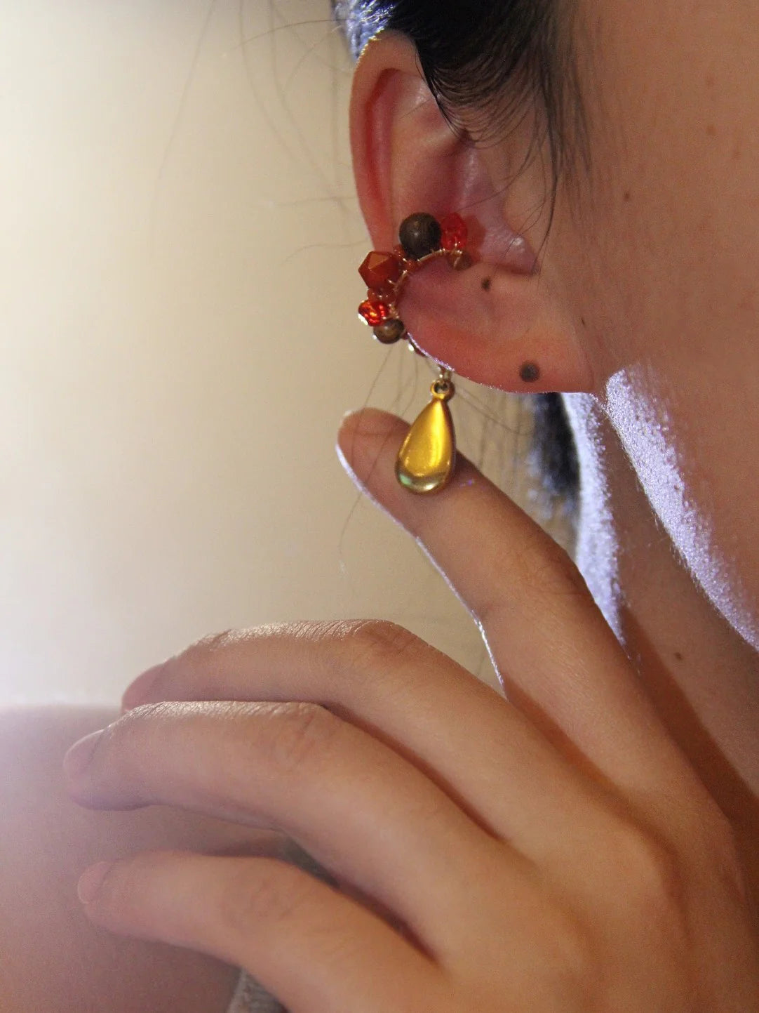 Red Agate Beads Metal Drop Conch Clip