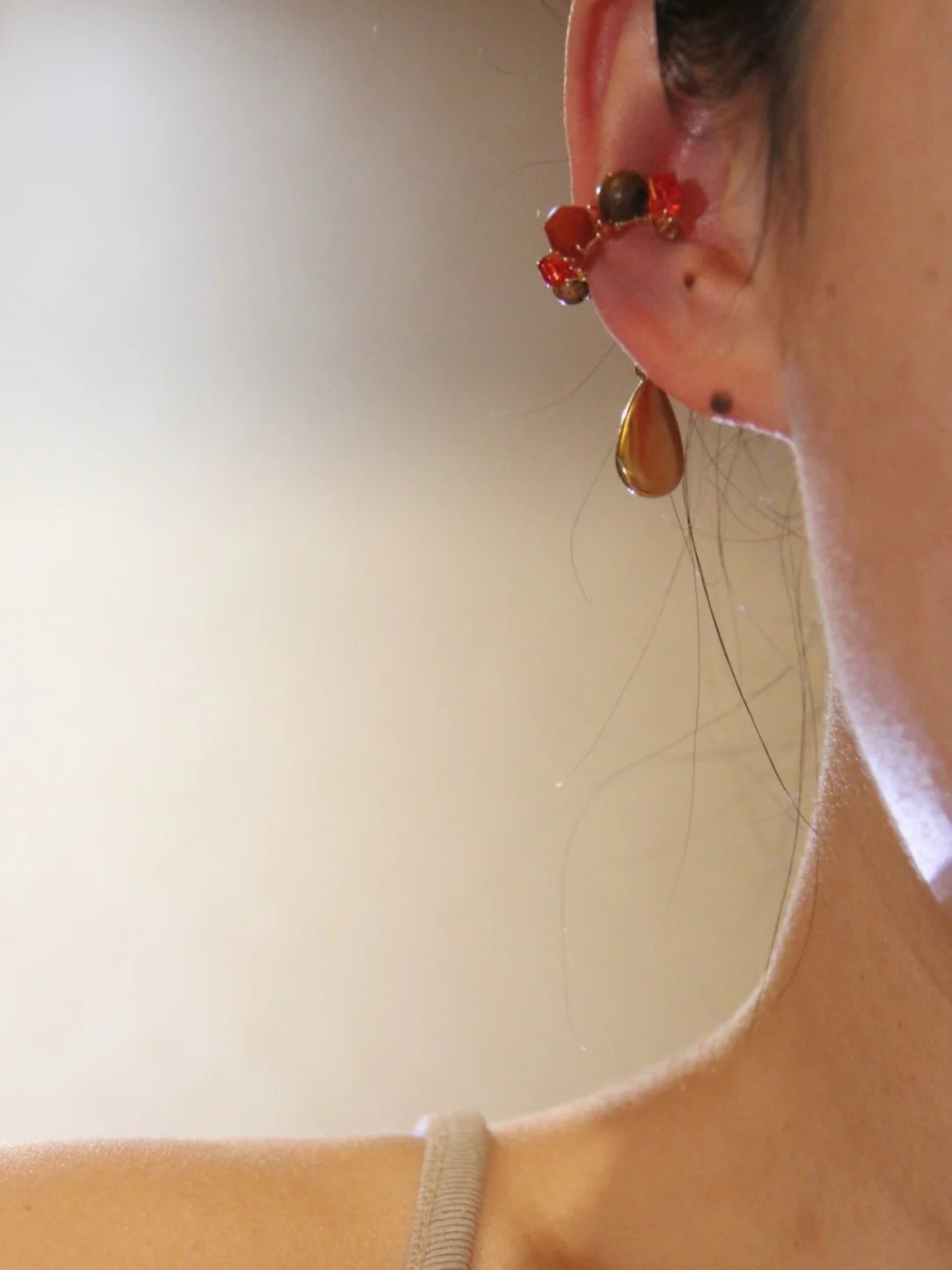 Red Agate Beads Metal Drop Conch Clip