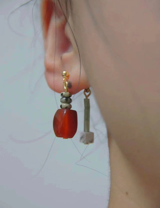Red Agate Irregular Dangle Beaded Earrings