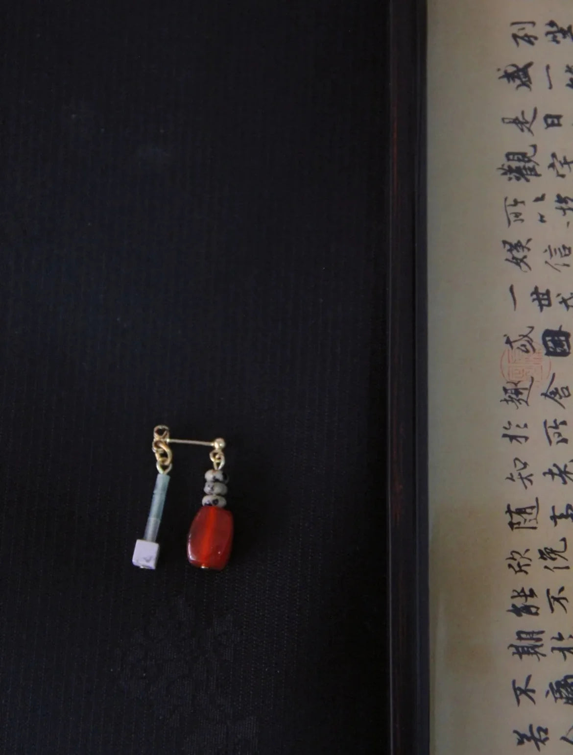 Red Agate Irregular Dangle Beaded Earrings