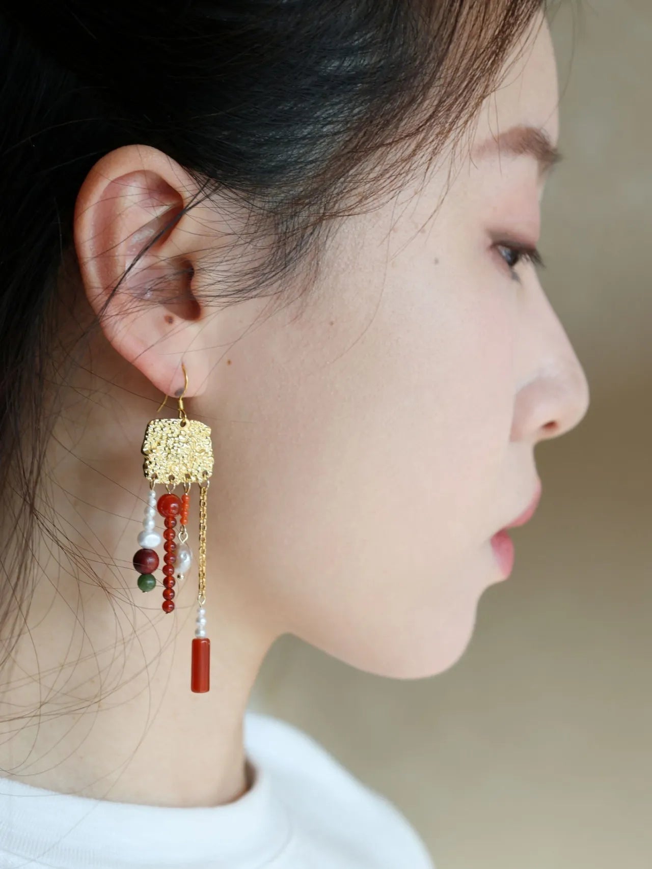 Red Agate Sandalwood Fringed Earrings
